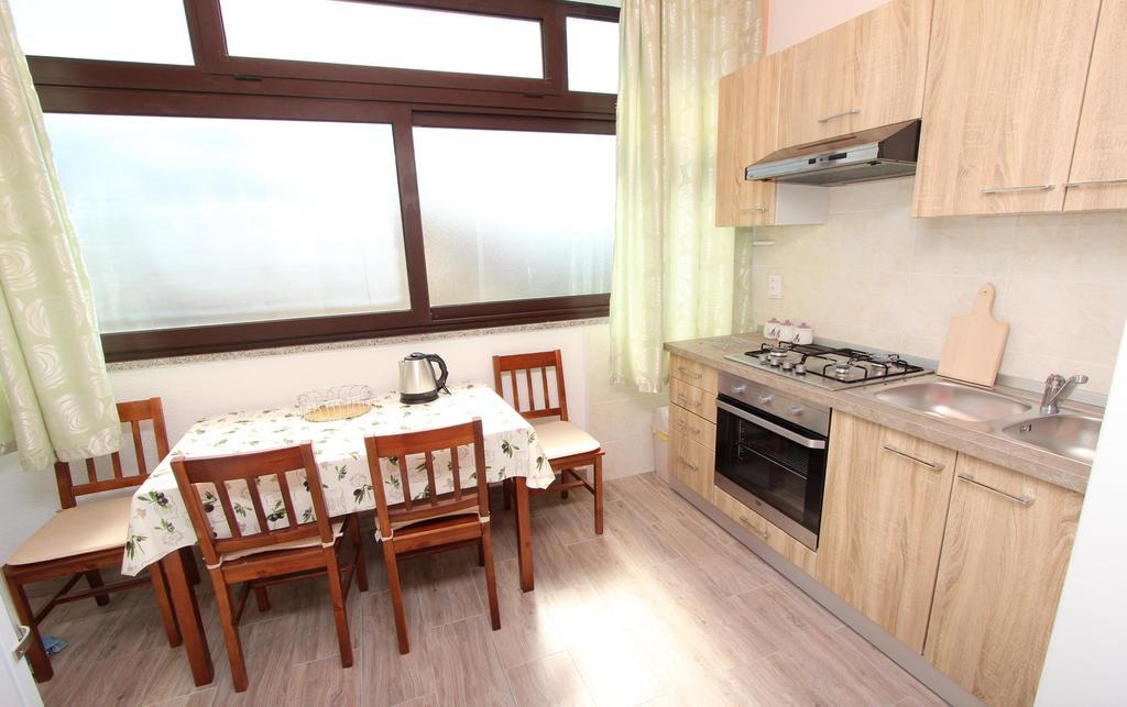 Apartments Maruchita Rovinj Exterior photo